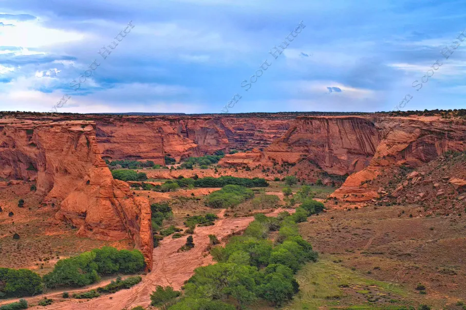 canyon-de-chelly-vista-9-chalk-wm.webp
