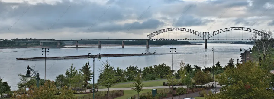mississippi-barge-3-wm.webp